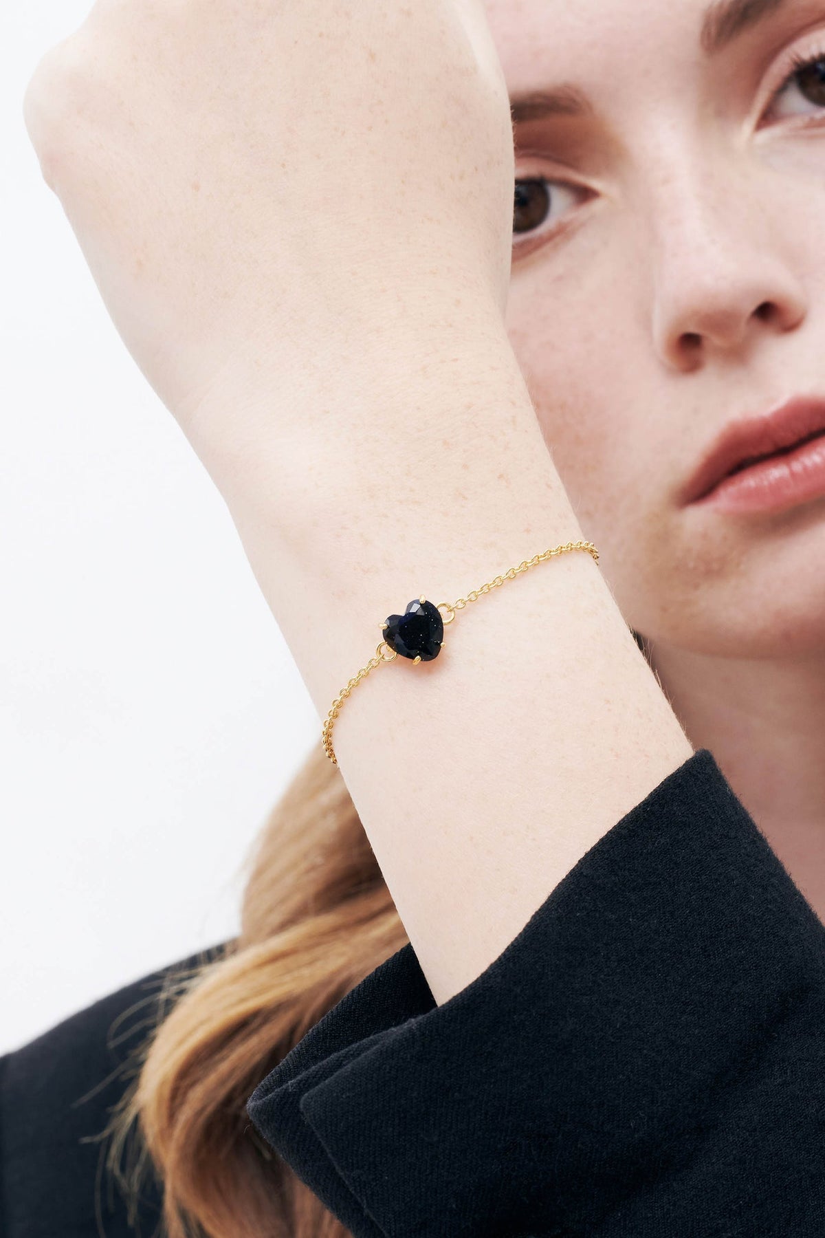 15.5 + 3 cm Bracelet LA DIAMANTINE Sparkling navy blue — worn by a model
