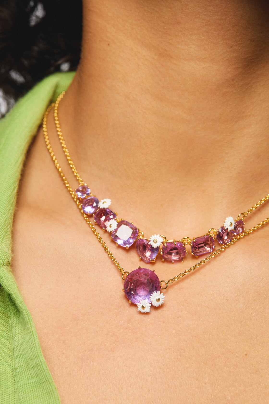 Necklace 38+5cm LA DIAMANTINE Marguerite — worn by a model