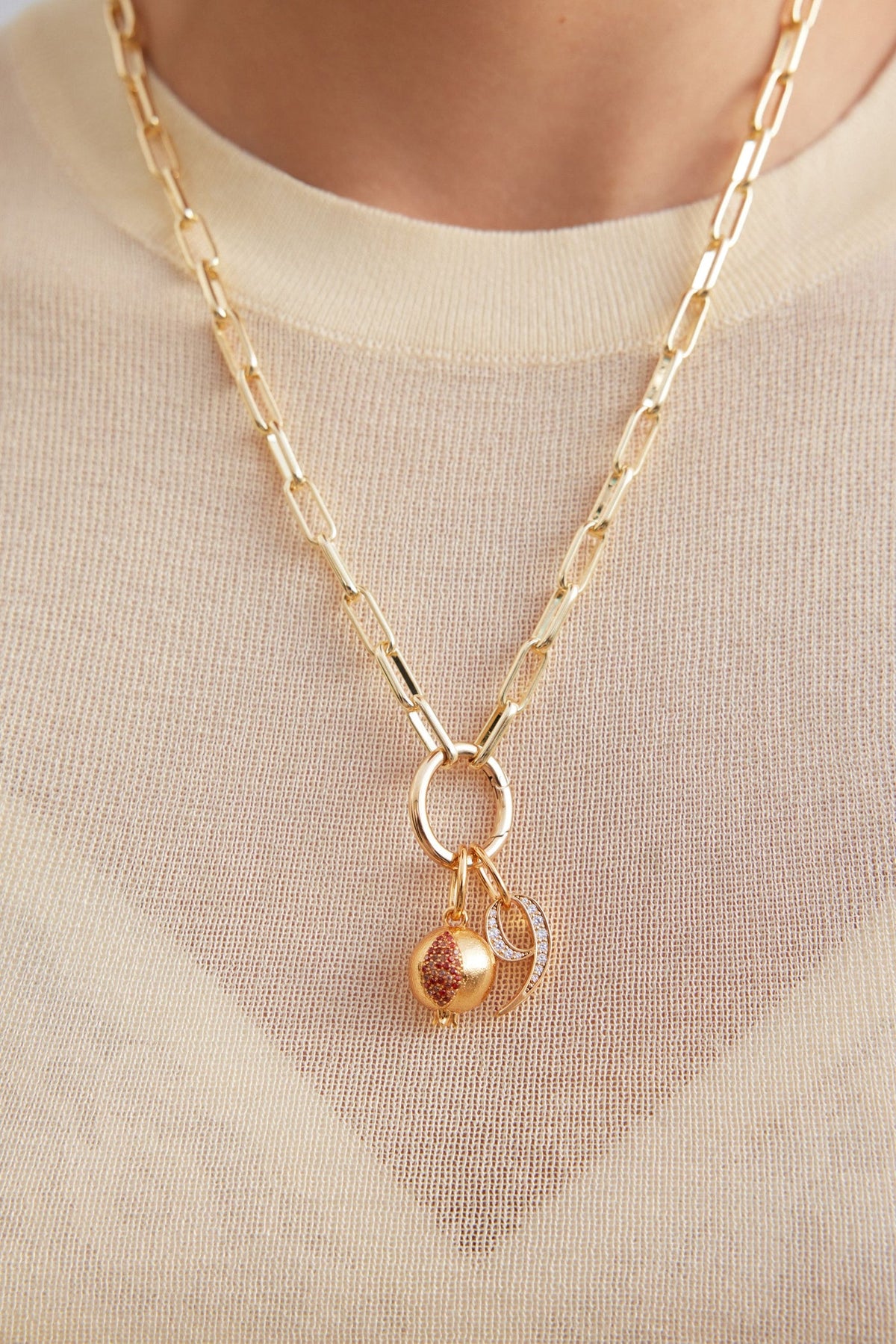 Necklace 50+5cm LES PENDENTIFS + Snaplink — worn by a model