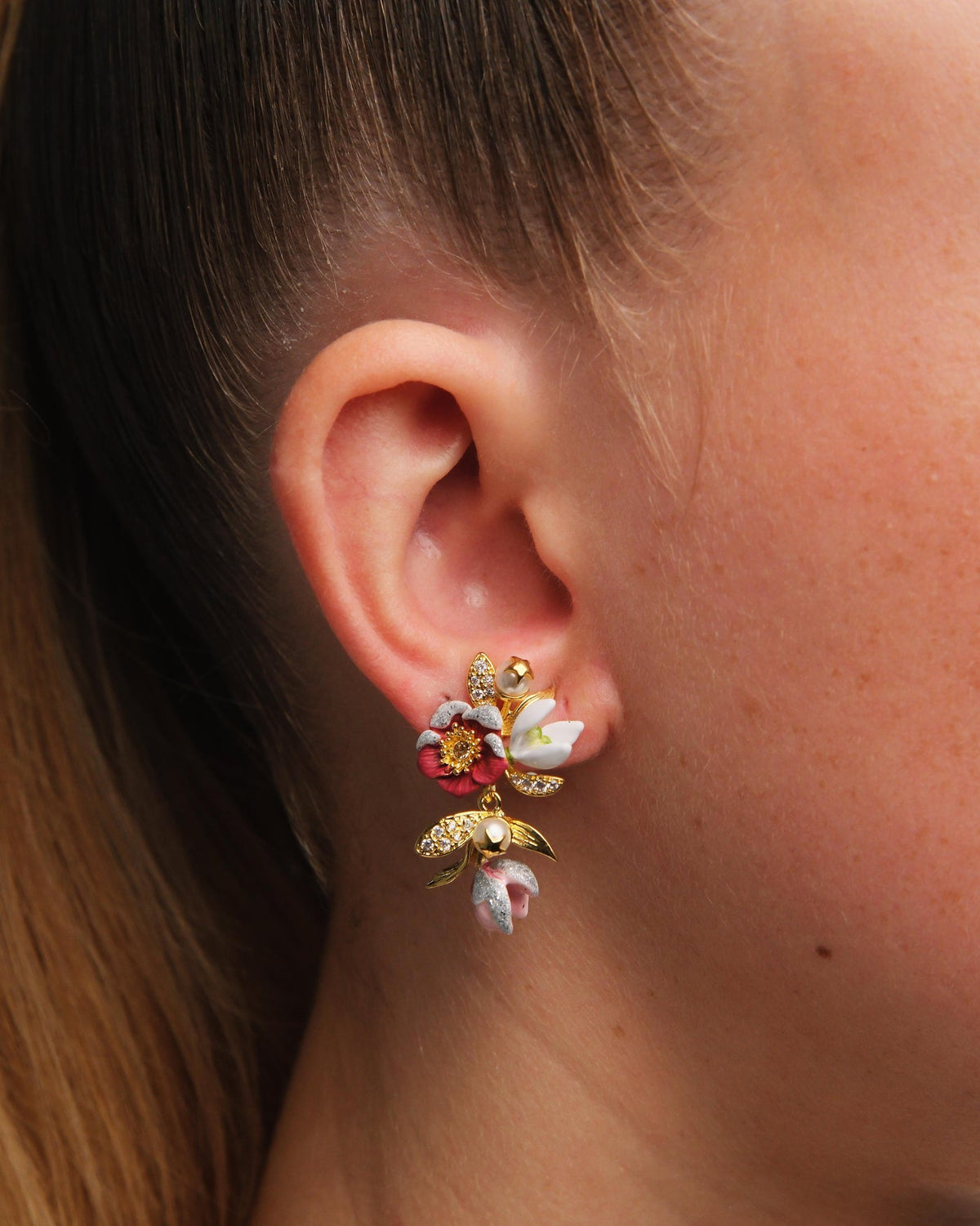 Clip Earrings VELOURS D'HIVER — worn by a model