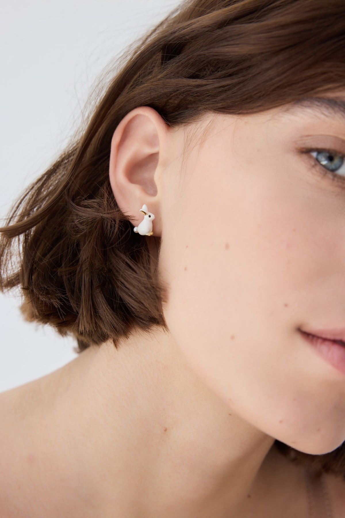 Clip Earrings RENCONTRE ENCHANTÉE — worn by a model