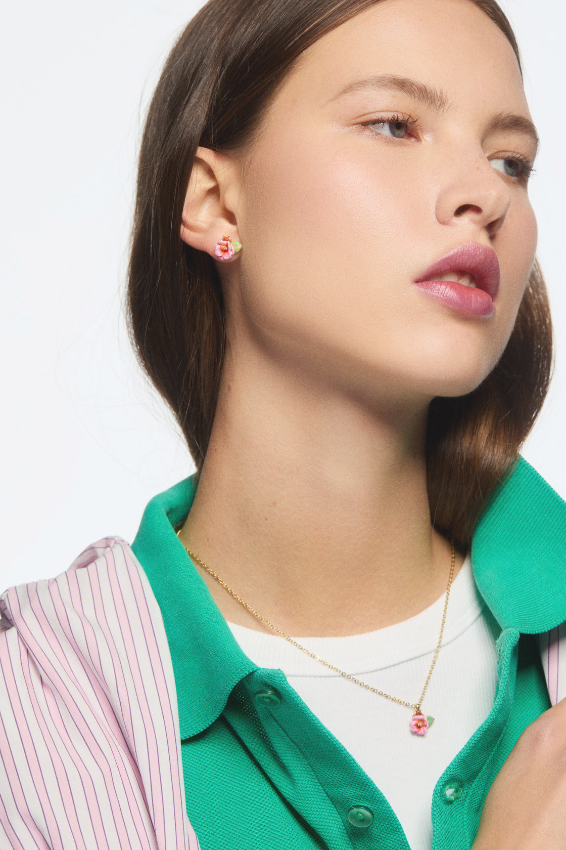 Necklace 40+5cm JARDIN D'HORTENSE — worn by a model