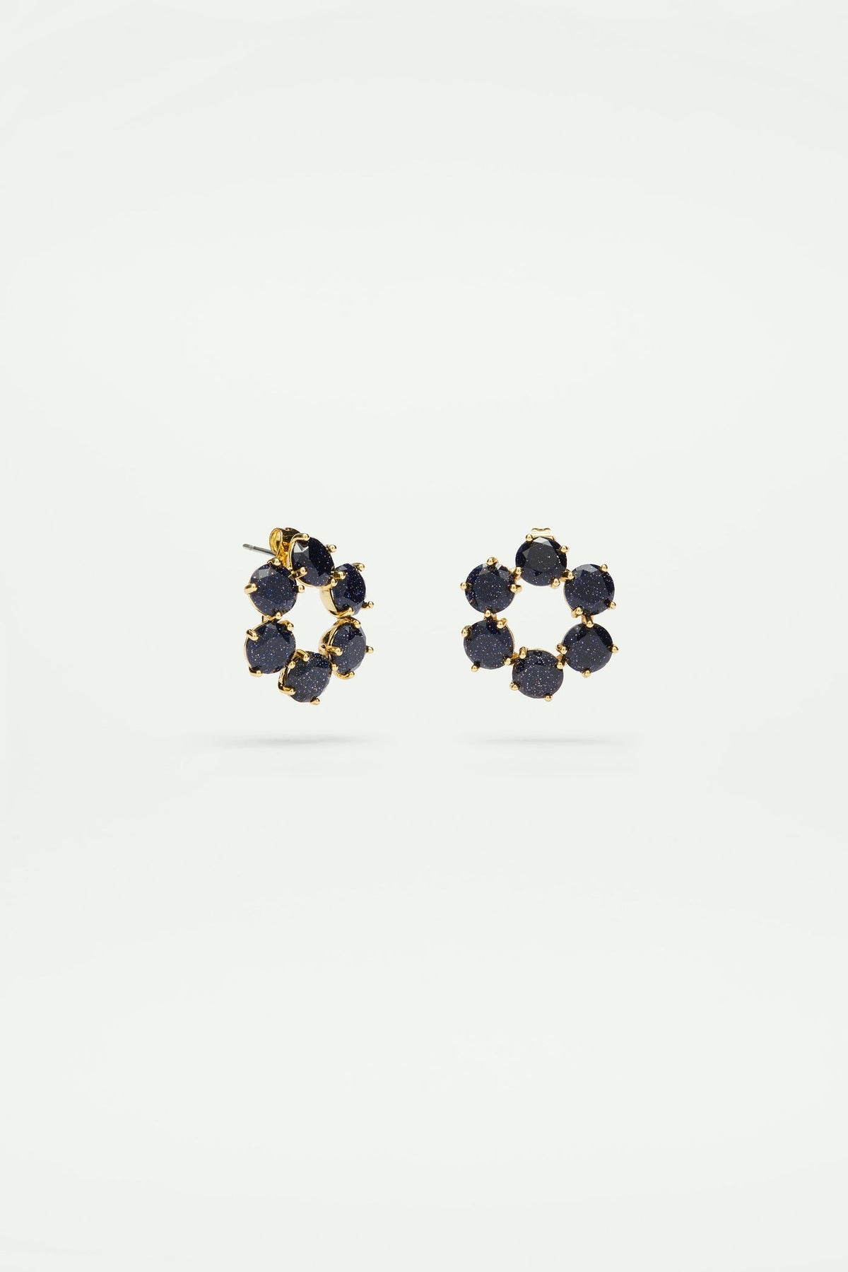 Post Earrings LA DIAMANTINE Sparkling navy blue — detail view
