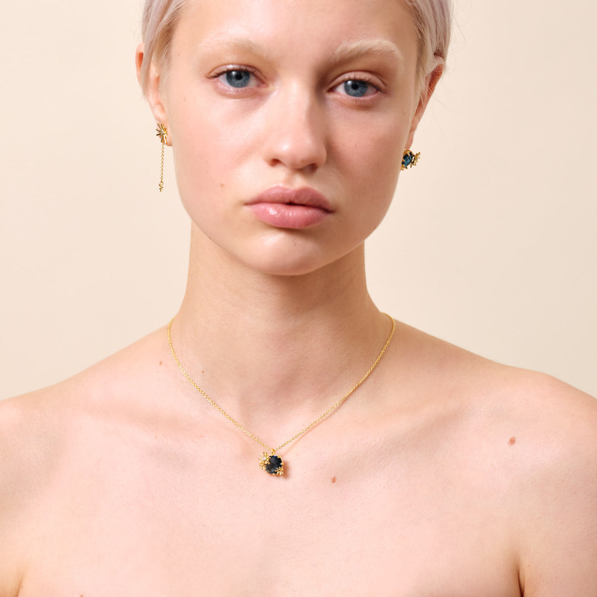 BZ400706 - Necklace 40+5cm NUIT ETOILEE — worn by a model