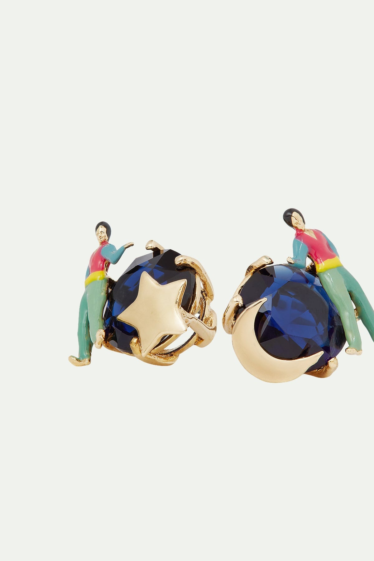 Post Earrings CITE VENITIENNE — detail view
