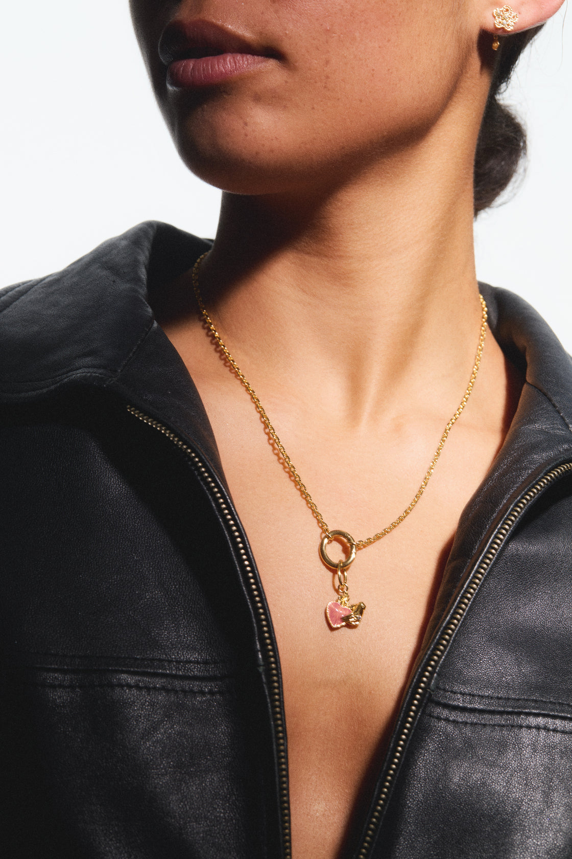 Pendant LES PENDENTIFS ASTRO Vierge — worn by a model