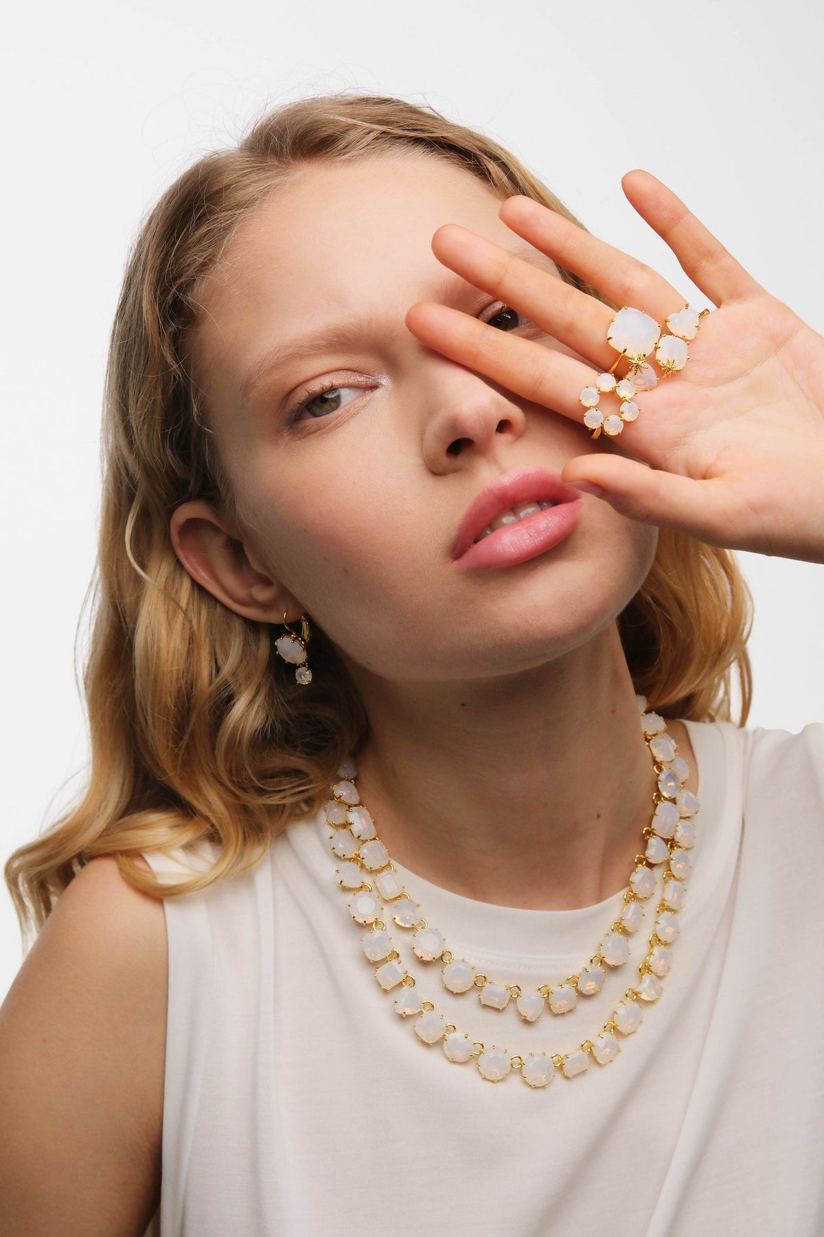 Necklace 49cm LA DIAMANTINE Etoilée — worn by a model